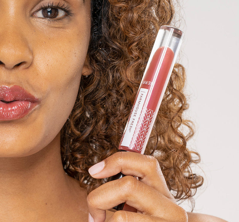 Vitamin Glaze® Oil Infused Lip Gloss – Berry | Farmhouse Fresh